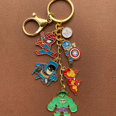 Marvel met DC Keychain