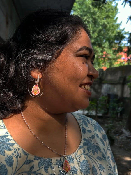 Durga Pearl Combo Handcrafted Durga Pearl Earrings and Neckpiece Unisex Durga Pearl Jewelry Set