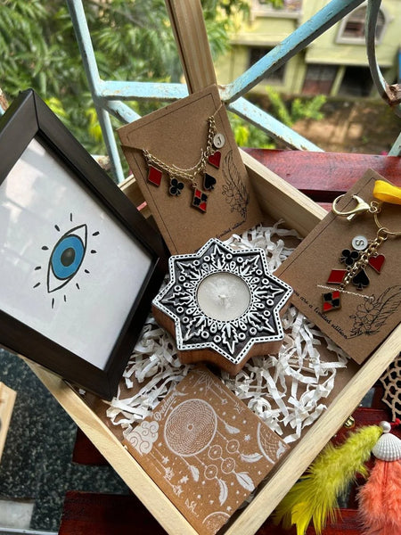 Diwali Poker Hamper Box Wooden Diwali Poker Hamper with dreamcatcher and poker-themed gifts Elegant Diwali Poker Hamper Box for personalized gifting