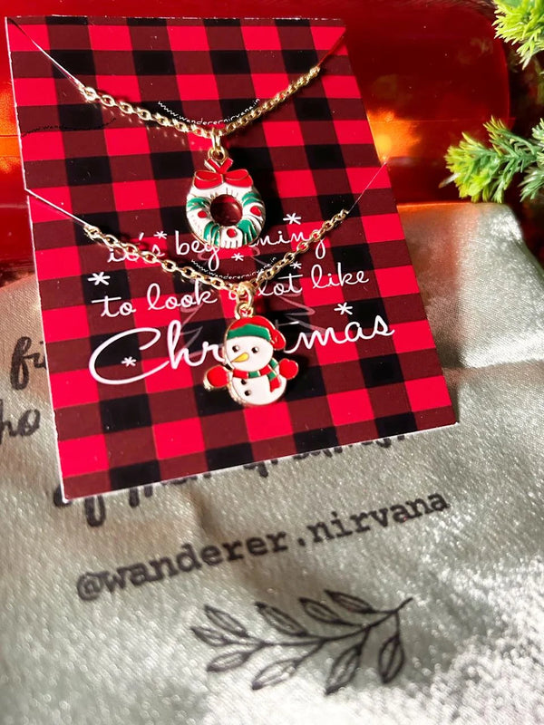 Mistletoe & Snowman Neckpiece
