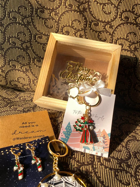 Merry Christmas Hamper Box