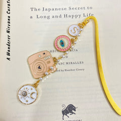 Curate Your Own Bookmark