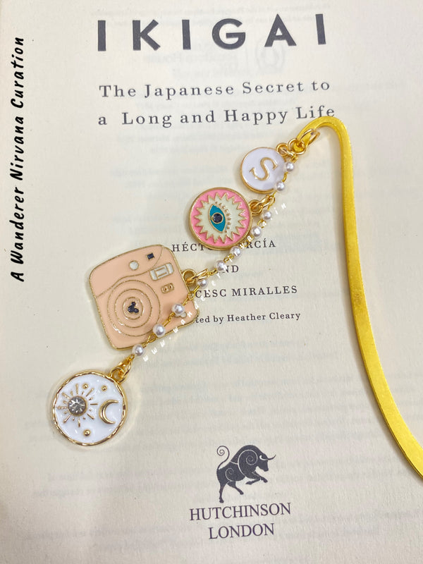 Curate Your Own Bookmark