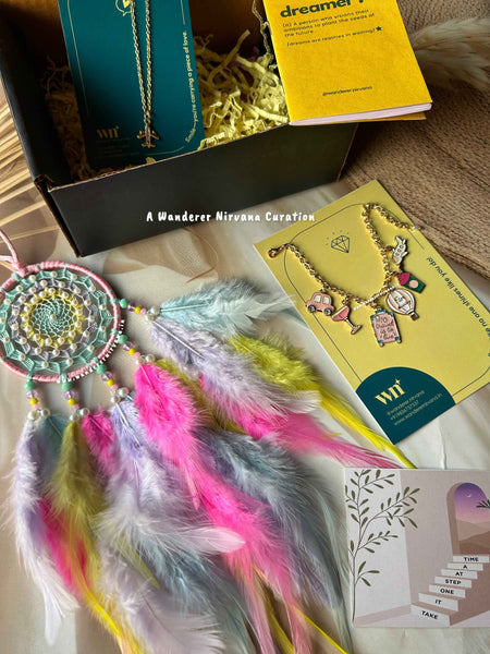 Pastel Flight Travel Hamper Box