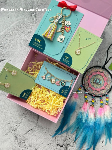 Dreamy Asethetic Hamper Box