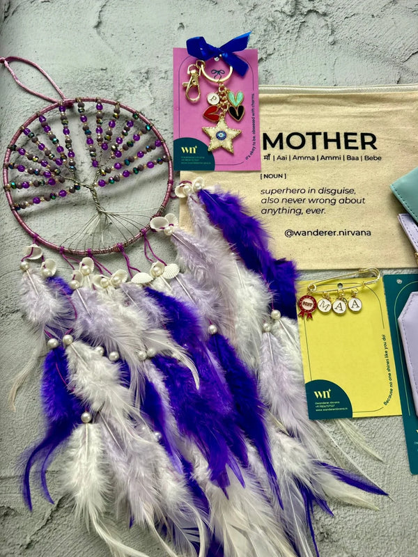 Exclusive Travel Hamper for The Mom