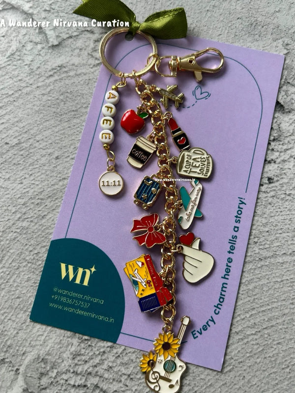 Travel : Your Story Keychain