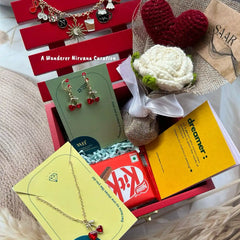 Rare Heart Travel Hamper box